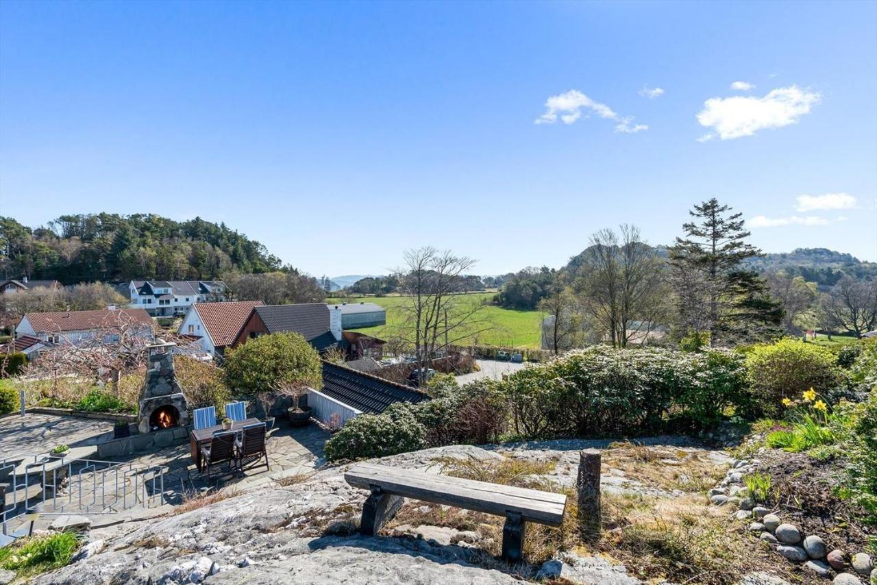 Large Home In Sola Tananger Exterior foto